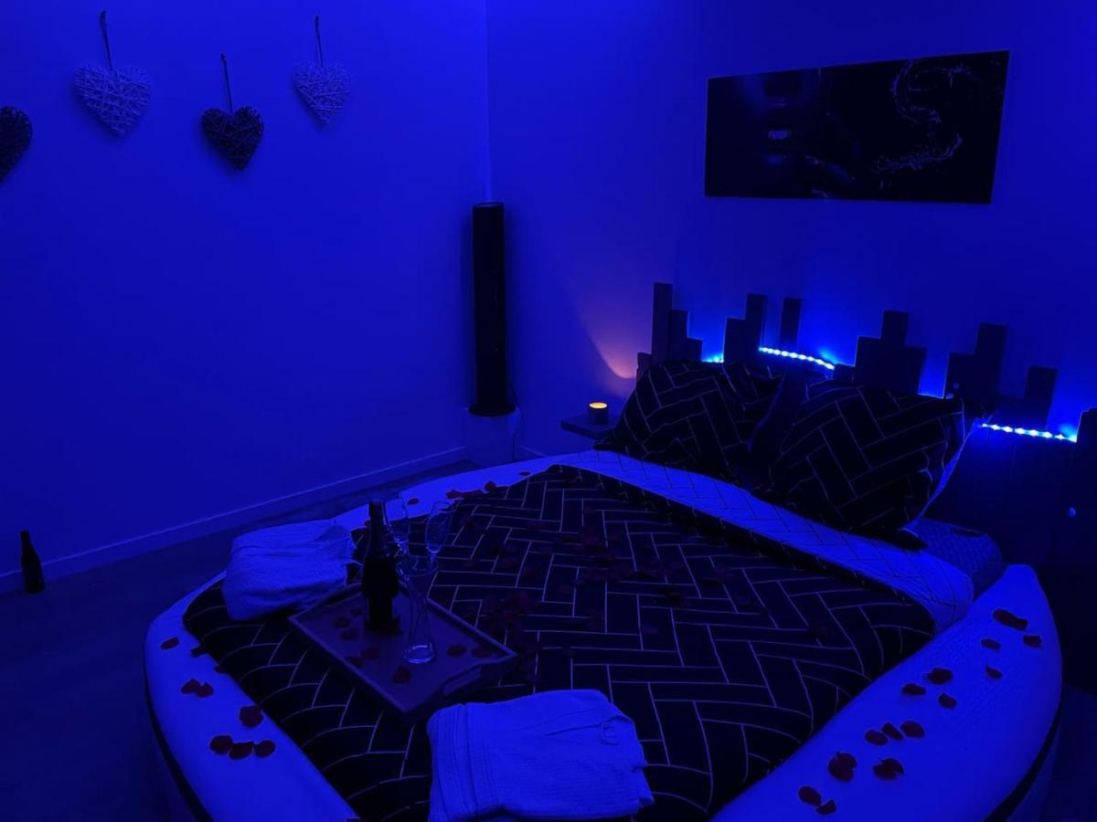 Love Room Gemozac Ngoại thất bức ảnh