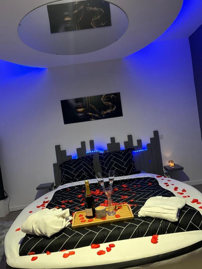 Love Room Gemozac Ngoại thất bức ảnh