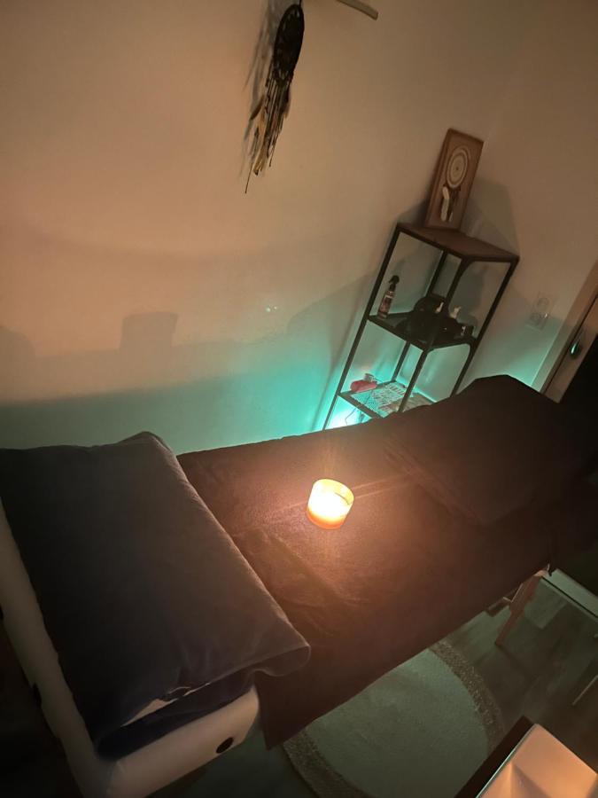 Love Room Gemozac Ngoại thất bức ảnh